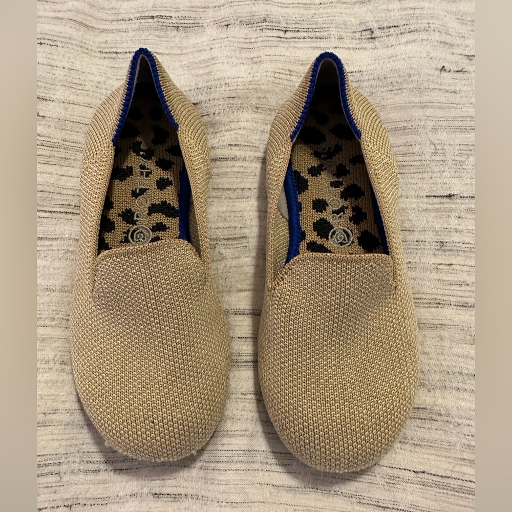 Rothys girls loafers glittery gold size 11